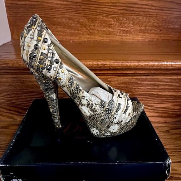 Beyoncé Dereon Brand New Heels - Picture 1 of 6